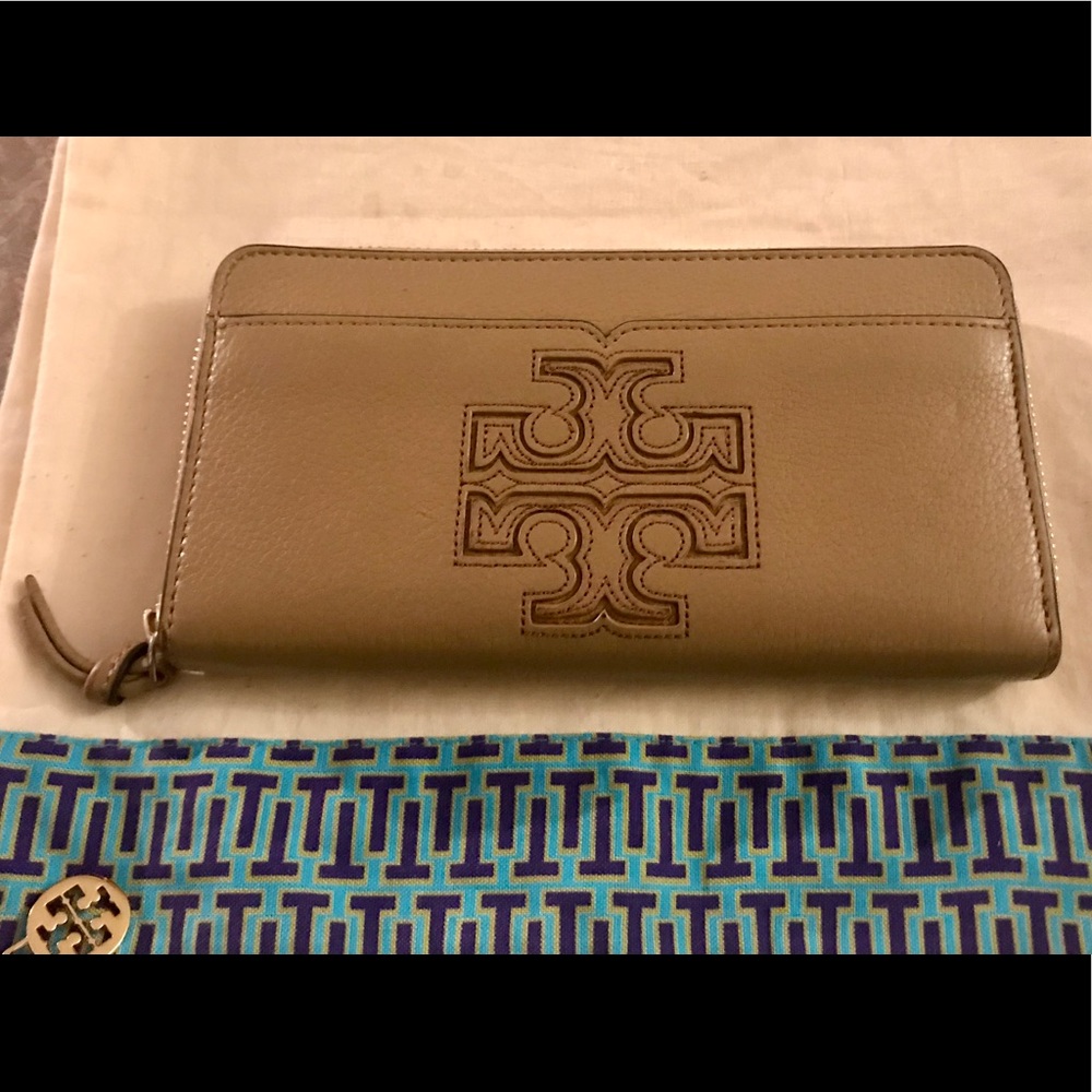 Tory Burch Tan Zip Around Harper Wallet